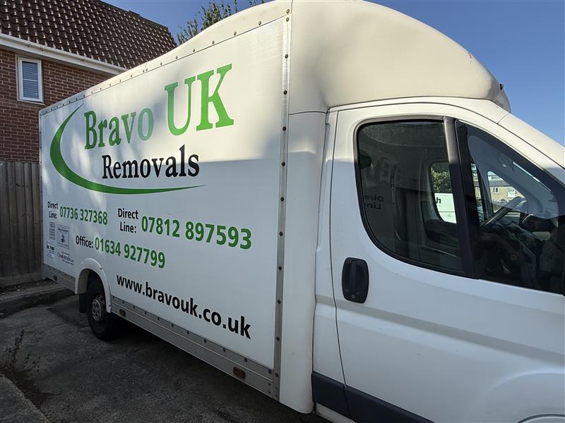 Bravo Uk house removal van